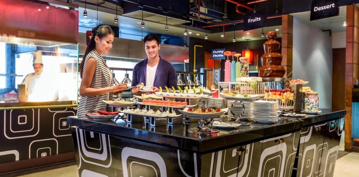 bars-restaurant-the-square-1-2