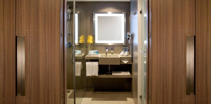 bathroom-2