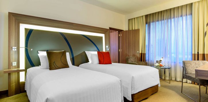 guest-rooms-1-bed-suite-22-2