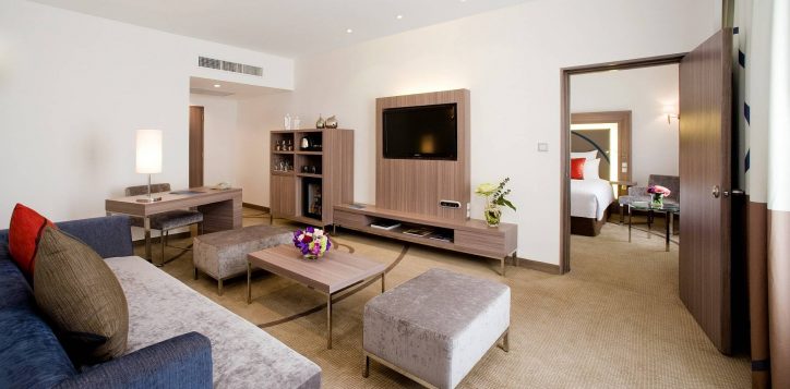 one-bed-room-suite-011-2